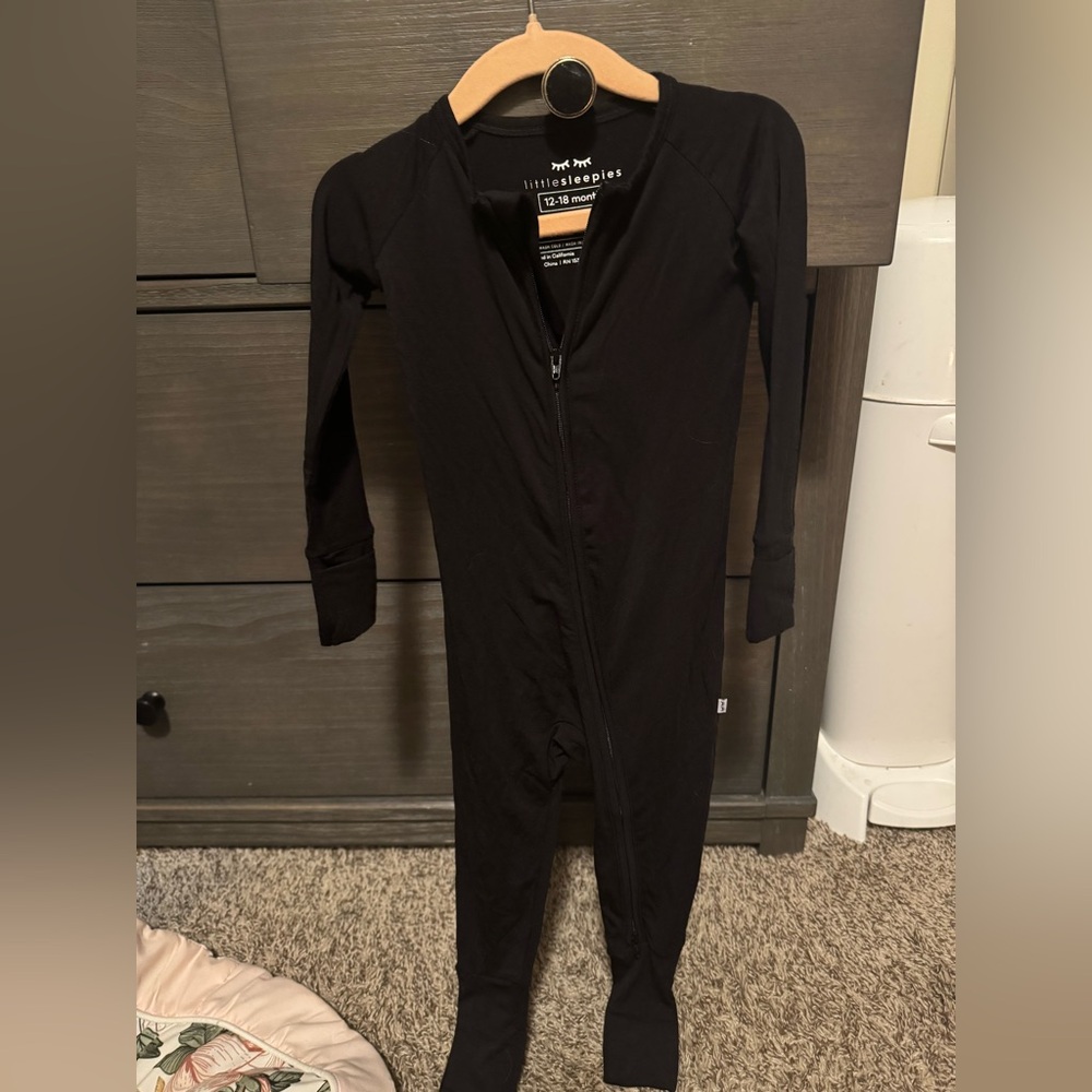 Little Sleepies Black Zippy size 12-18m